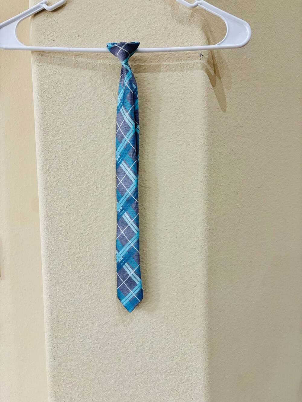 Kids Blue Plaid Pre-Tied Necktie Adjustable Collar